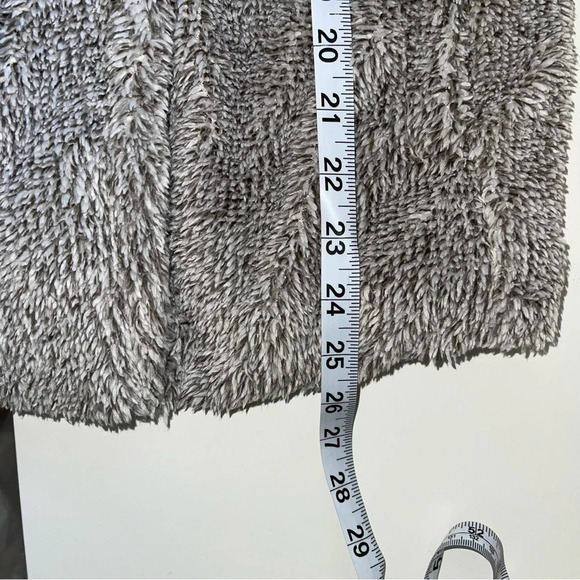 Maurices Gray Asymmetrical Collar Open Front Sherpa Vest Xsmall Women’s - Picture 8 of 11